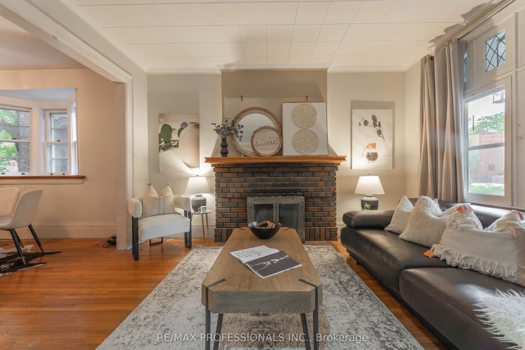 Photo of 181 Garden Avenue, Toronto, ON M6R 1H8 (MLS # W13791452)
