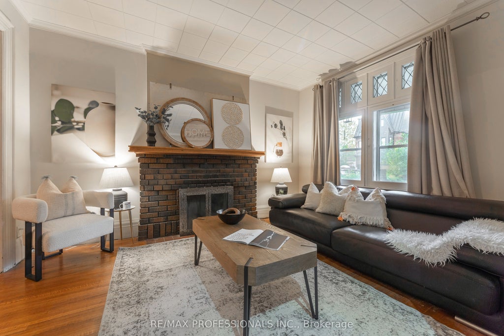 Photo of 181 Garden Avenue, Toronto, ON M6R 1H8 (MLS # W13791452)