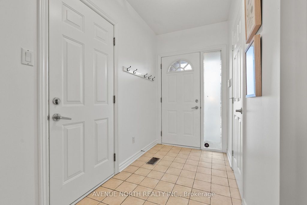 Photo of 244 DEERFOX Drive, Barrhaven, ON K2J 4Z2 (MLS # X12931520)