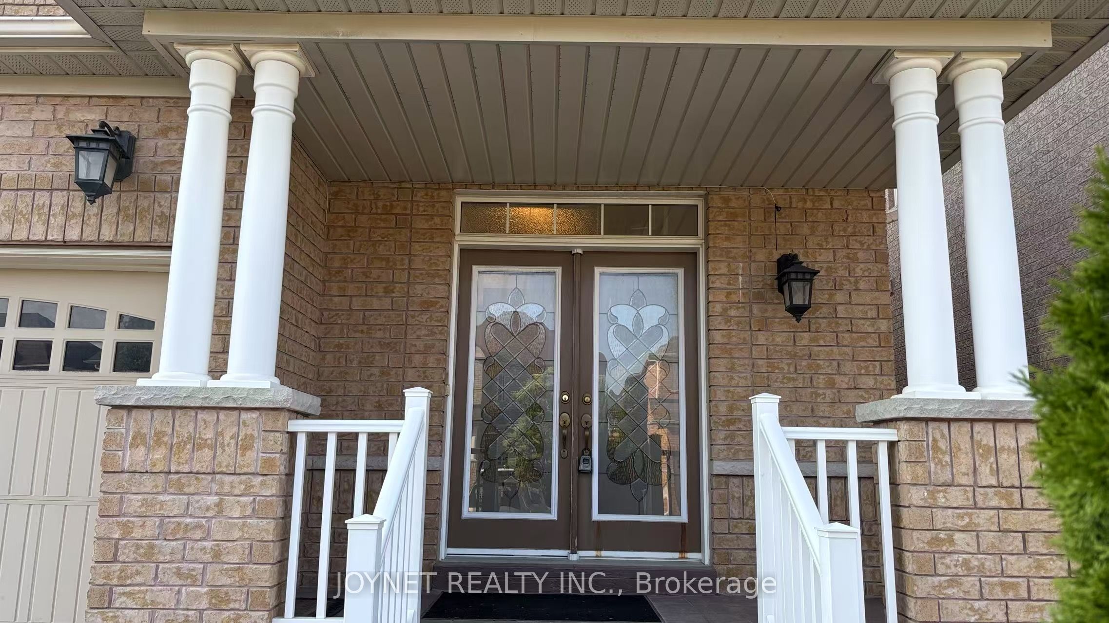 373 Lauderdale Drive