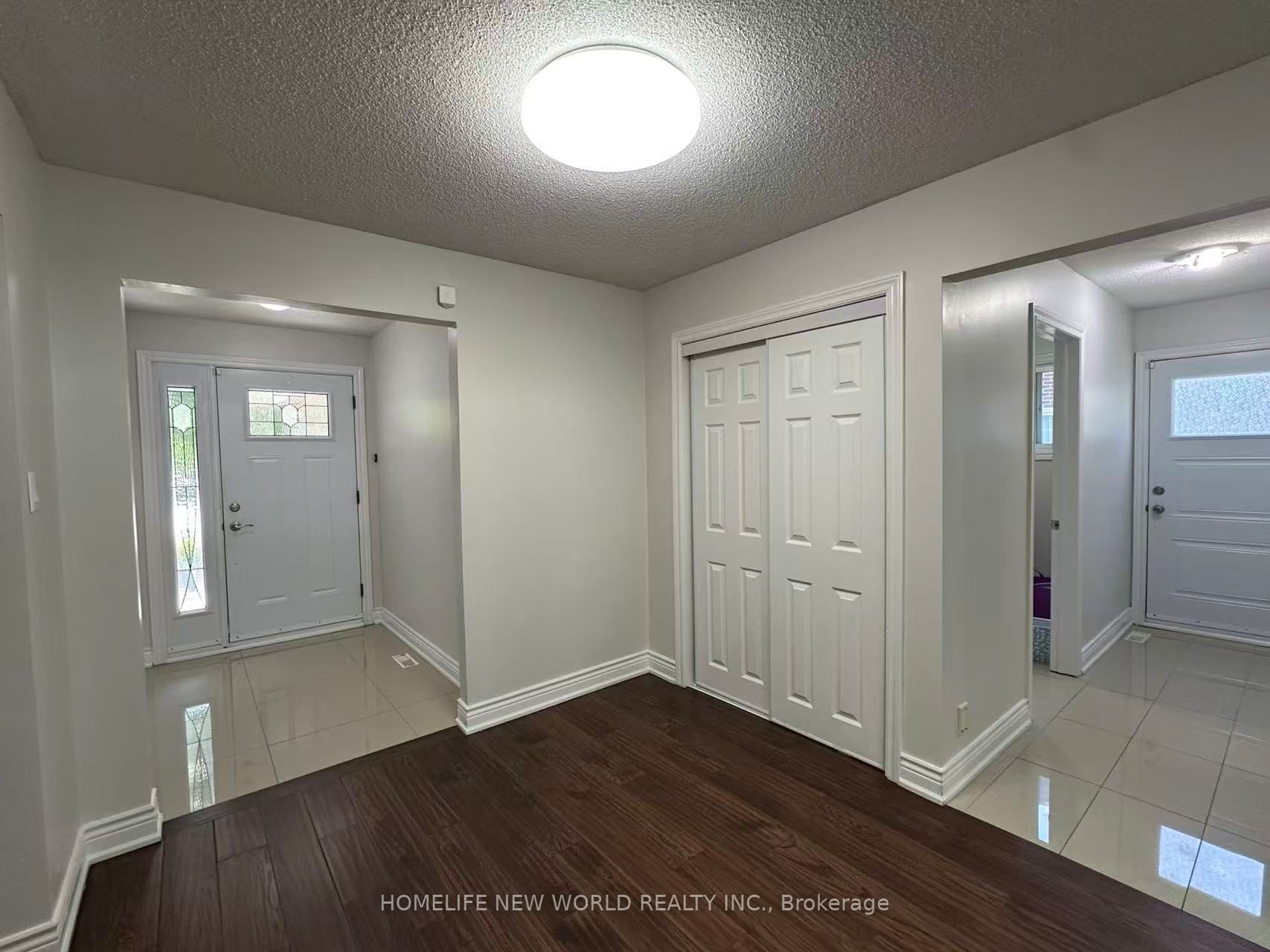 10 Epping Court