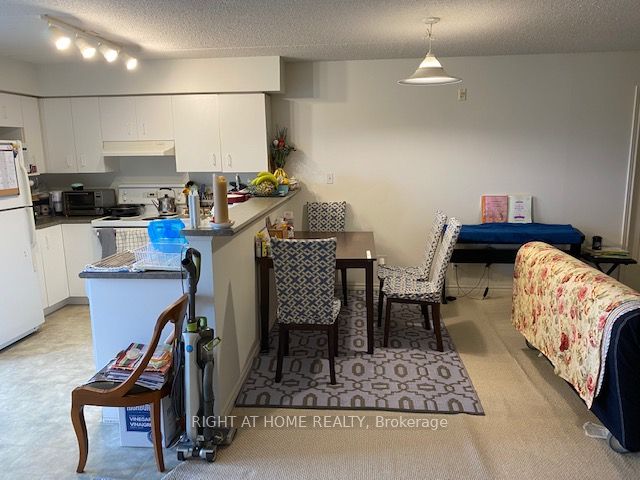 1460 Bishops Gate 310