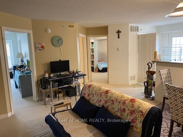 1460 Bishops Gate 310