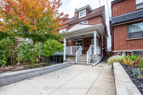 132 Hope Street Toronto ON M6E 1K1