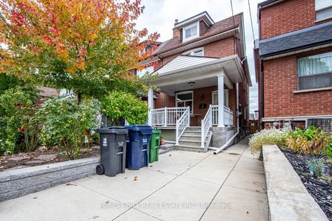 132 Hope Street Toronto ON M6E 1K1