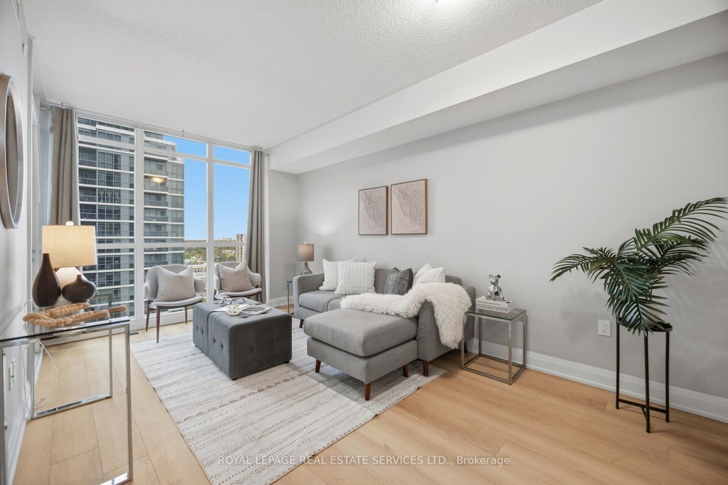 Photo of 9 Valhalla Inn Road #1608, Toronto, ON M9B 0B2 (MLS # W14088402)