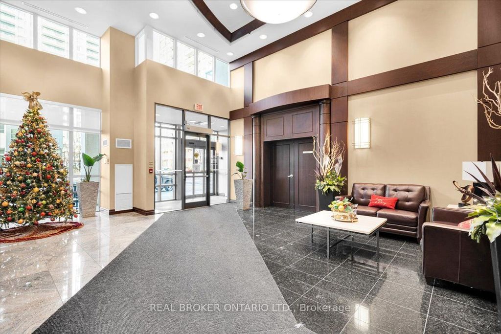 Photo of 335 Rathburn Road W #312, Mississauga, ON L5B 0C8 (MLS # W13064968)