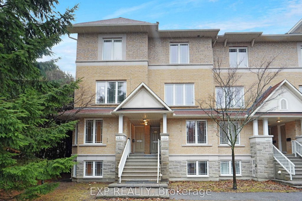 Photo of 201 Paseo Private #201, South of Baseline to Knoxdale, ON K2G 4N5 (MLS # X13023202)