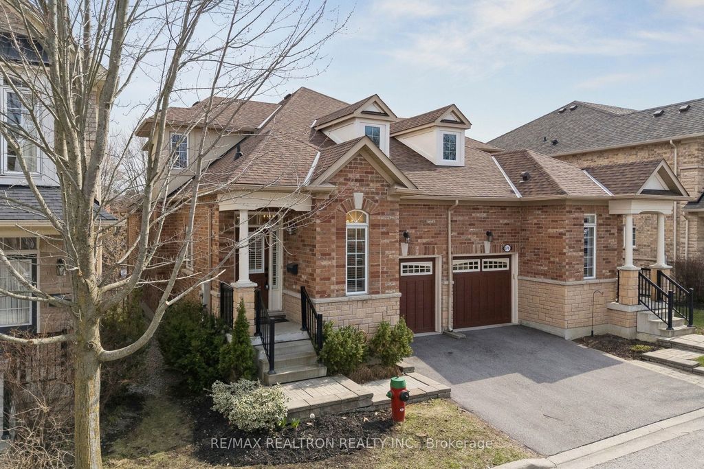Photo of 578 Tapestry Lane #14, Newmarket, ON L3X 3C9 (MLS # N13038332)