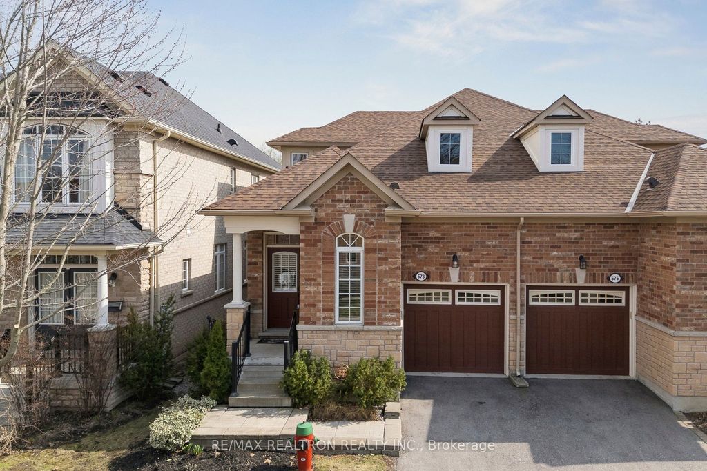 Photo of 578 Tapestry Lane #14, Newmarket, ON L3X 3C9 (MLS # N13038332)