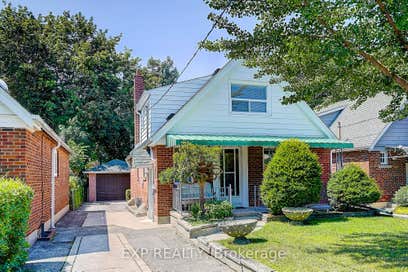 298 Glebemount Avenue Toronto ON M4C 3V3