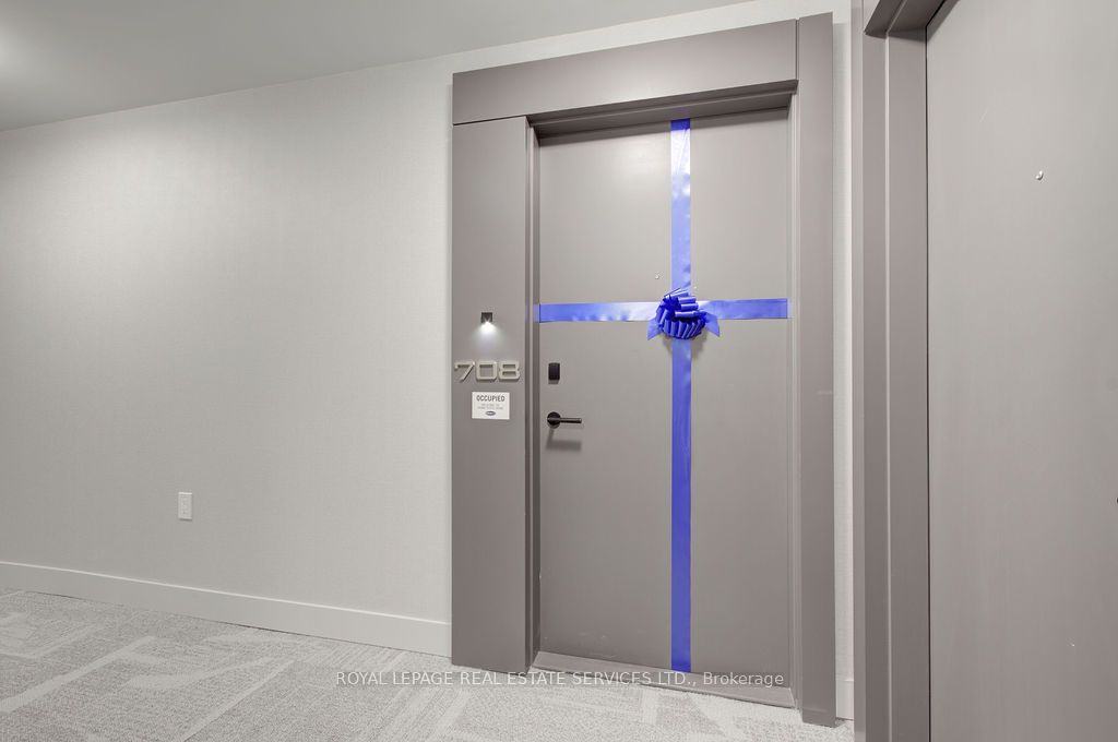 2088 James Street 708