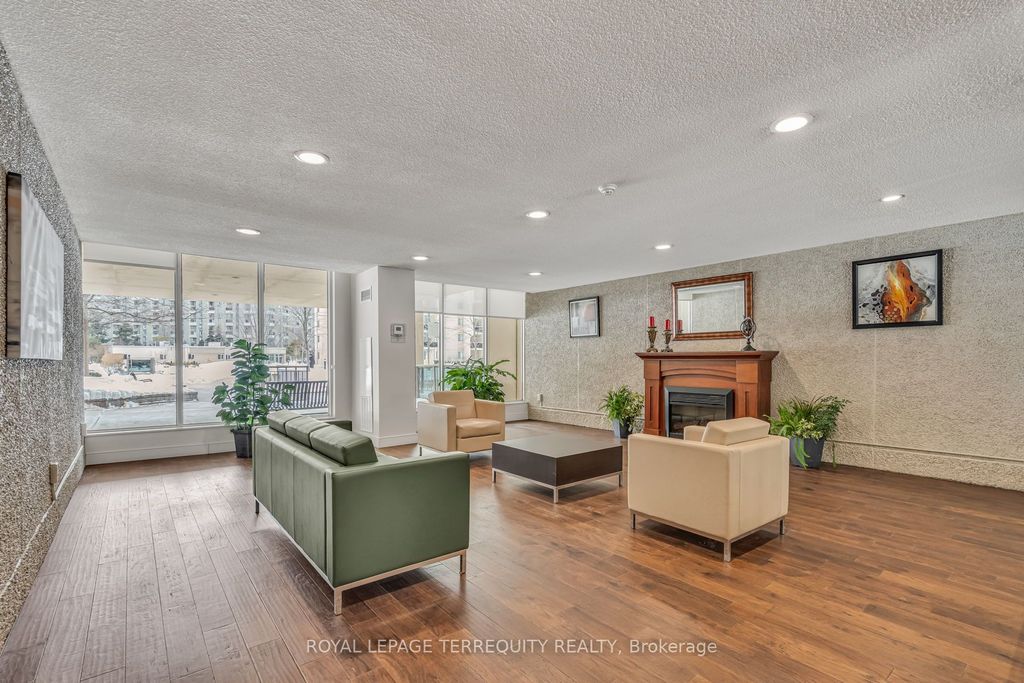 Photo of 812 Burnhamthorpe Road #410, Toronto, ON M9C 4W1 (MLS # W12771472)