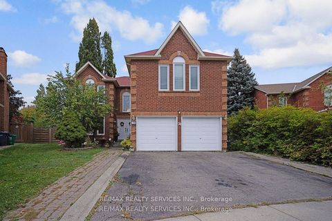 74 Leeward Drive N Brampton ON L6S 5V8