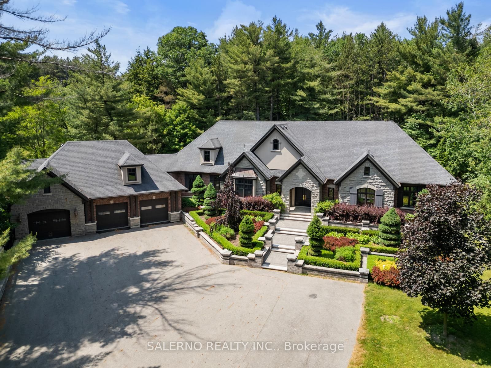3560 16th Side Road