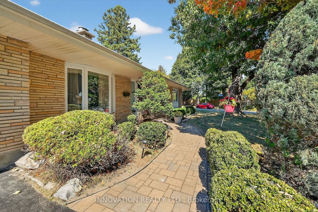 Photo of 1951 Garfield Avenue, Belair Park - Copeland Park and Area, ON K2C 0W7 (MLS # X12847540)