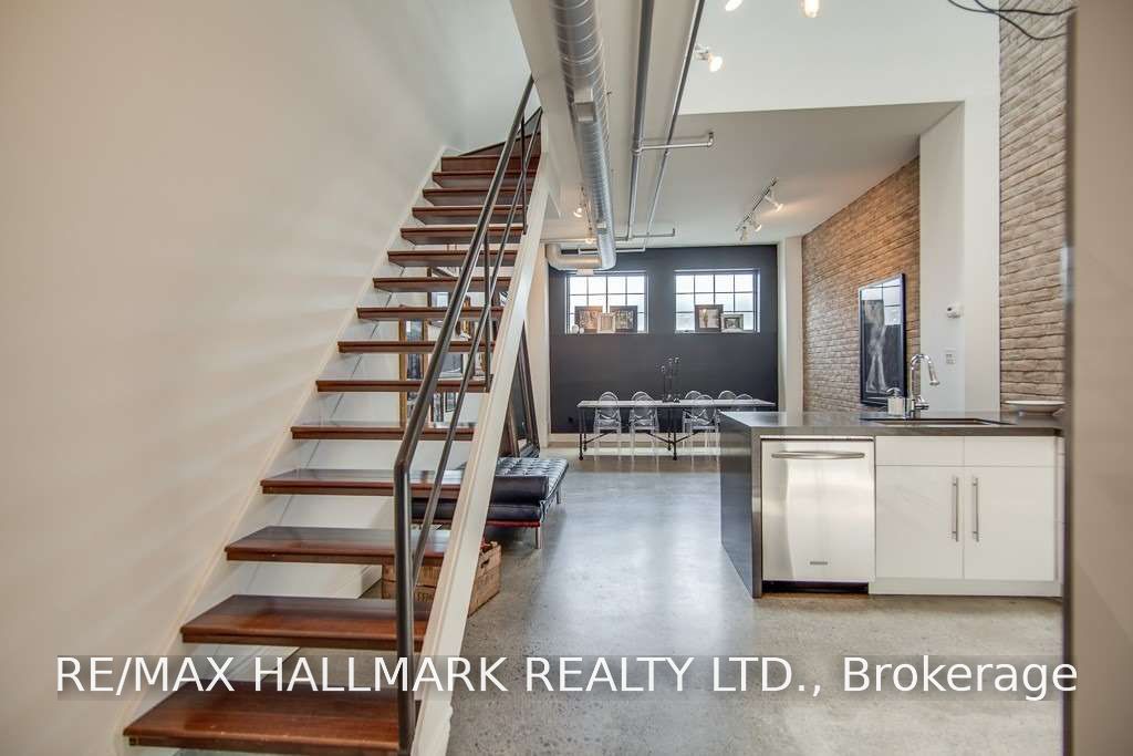 Photo of 6 Bartlett Avenue #7, Toronto, ON M6H 3E8 (MLS # W13839956)