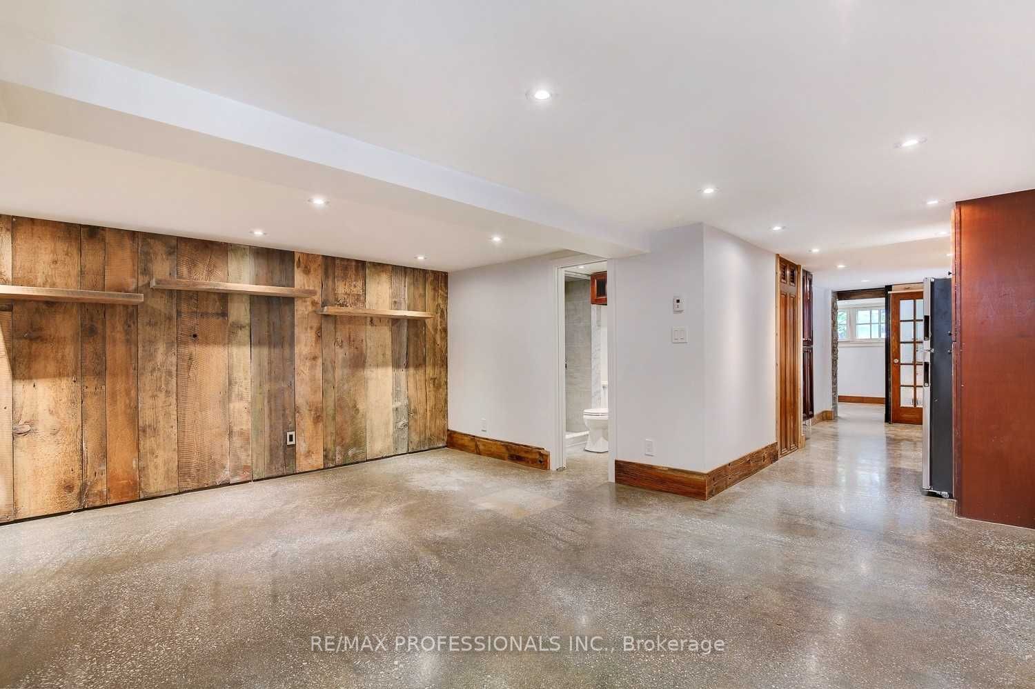 9 Rambert Crescent Bsmt