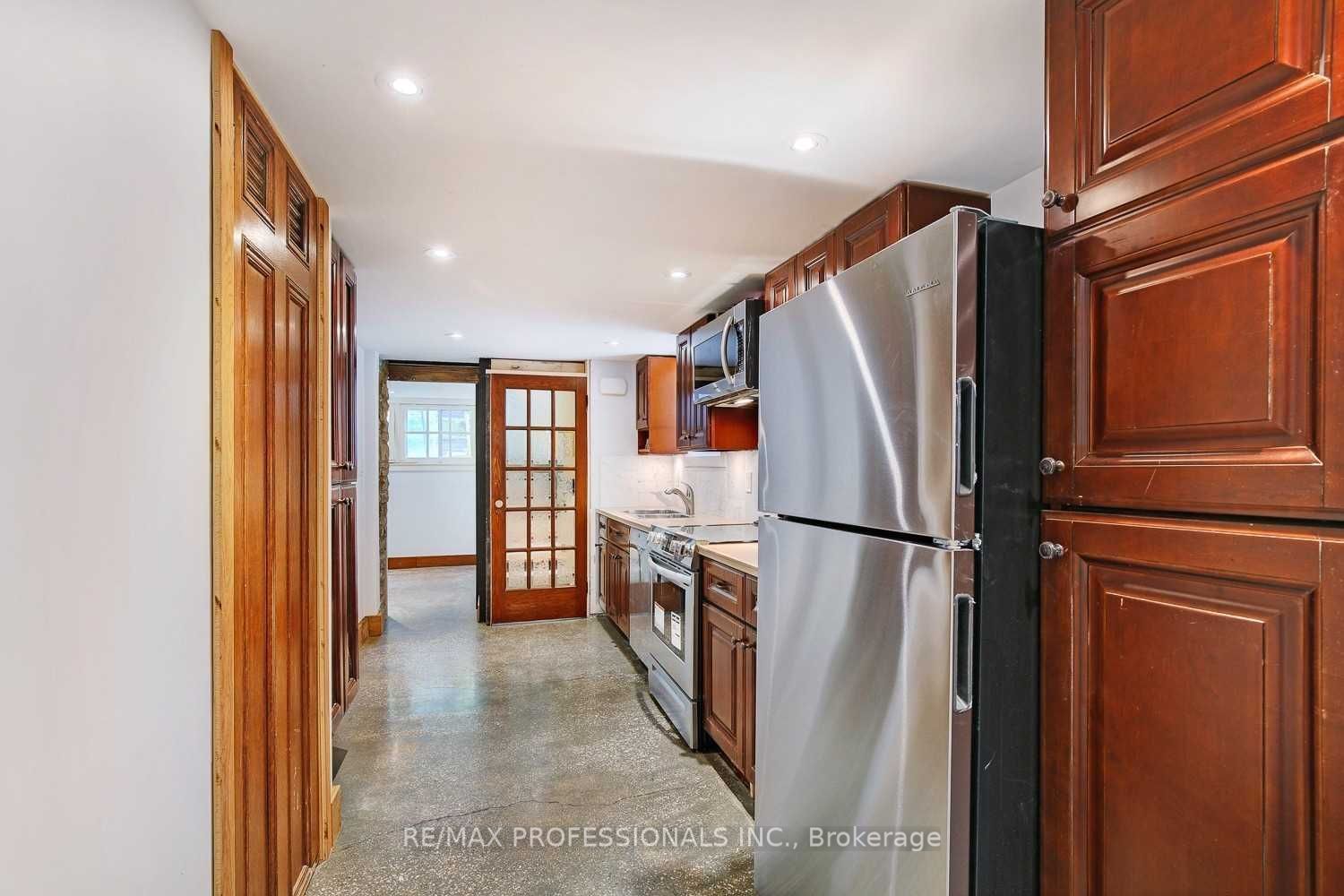 9 Rambert Crescent Bsmt