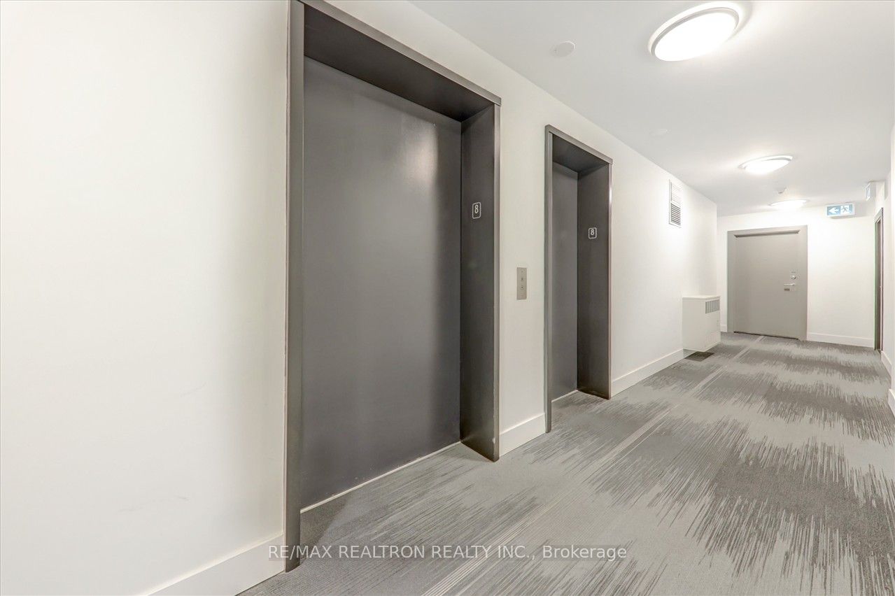 10 Willison Square 803