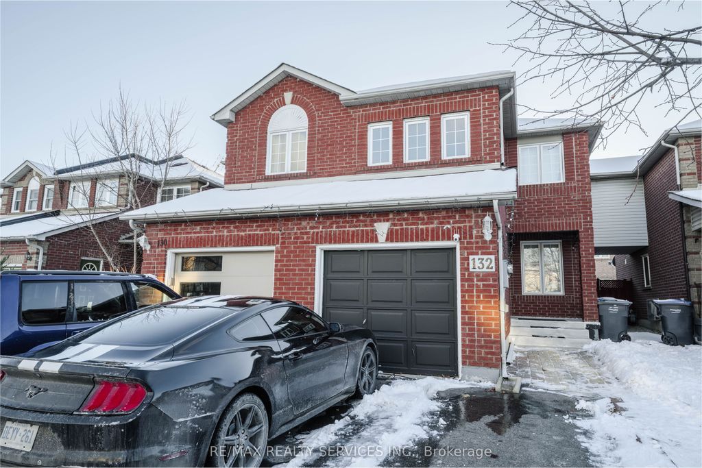 Photo of 132 Lauraglen Crescent, Brampton, ON L6Y 5A3 (MLS # W12786552)