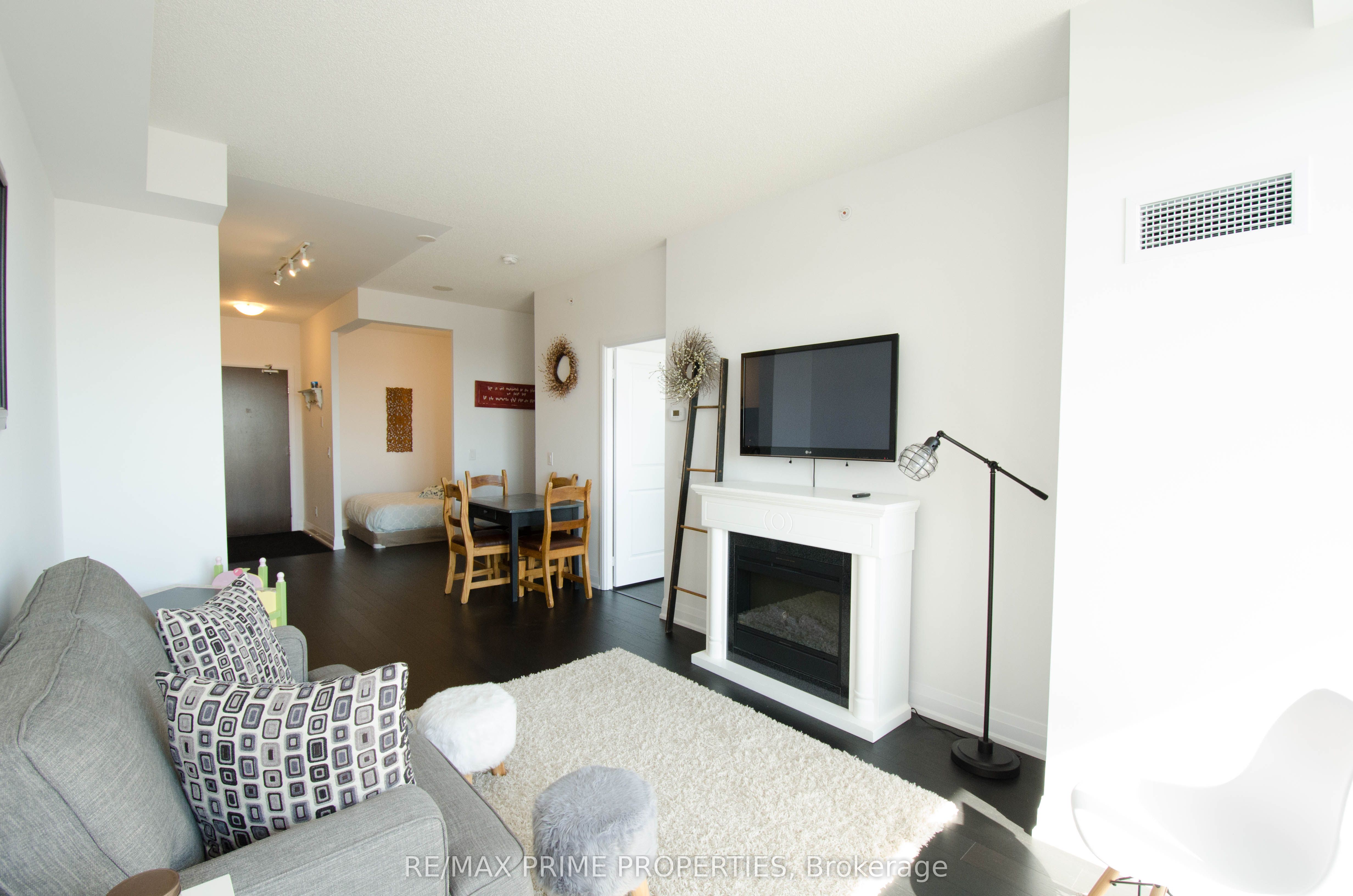 9582 Markham Road 708