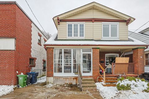 387 Sammon Avenue Toronto ON M4J 2A6