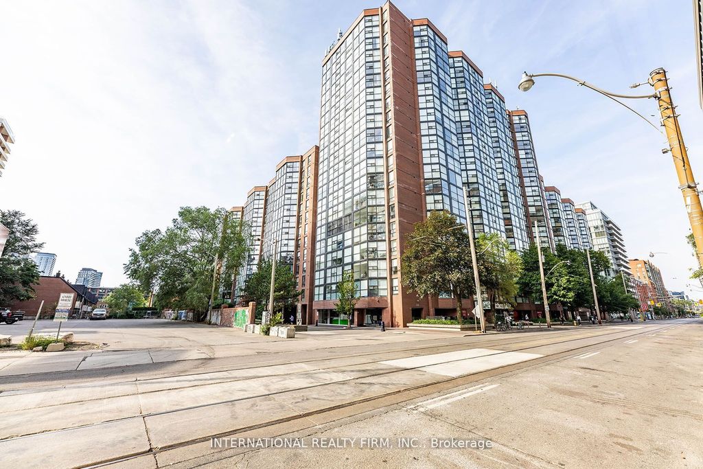 Photo of 705 KING STR. 215 Street W #215, Toronto, ON M5V 2W8 (MLS # C13126256)