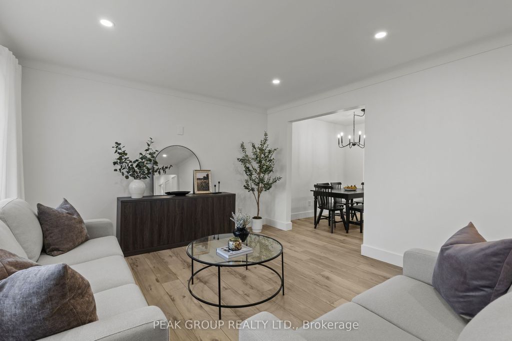 Photo of 3799 Windermere Road, Niagara Falls, ON L2J 2Y4 (MLS # X12762236)