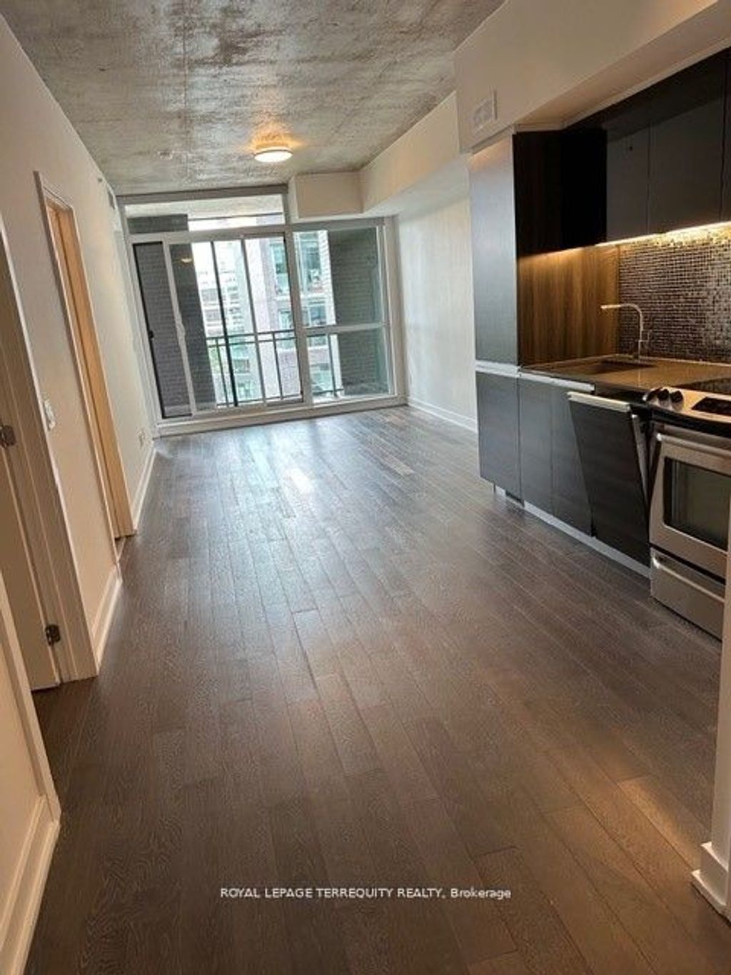 Photo of 1190 Dundas Street E #510, Toronto, ON M4M 0C5 (MLS # E13116022)