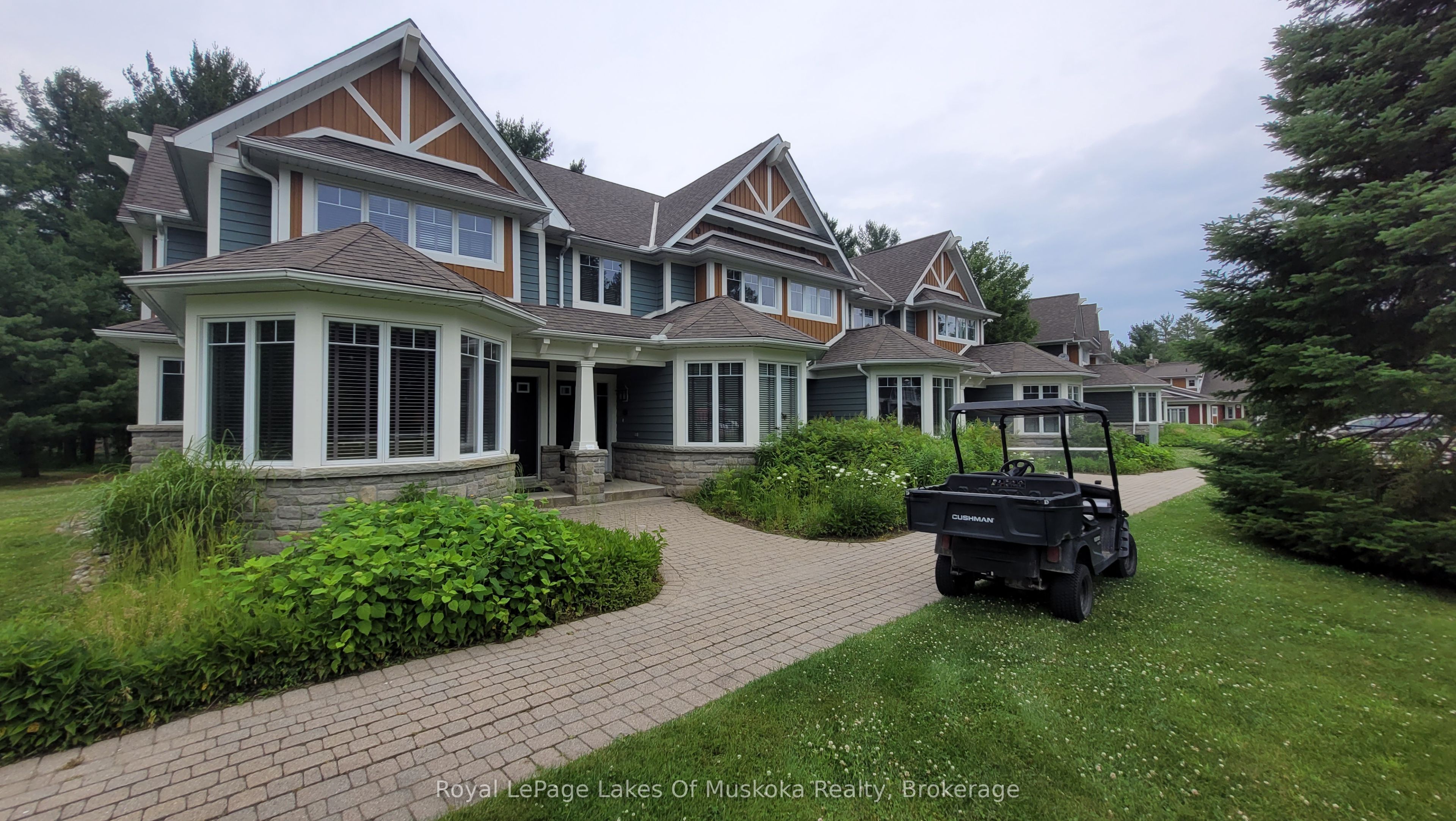 Photo 1 of 30 — 1020 BIRCH GLEN Road V 7, W 10, Lake of Bays, ON P0B 1A0