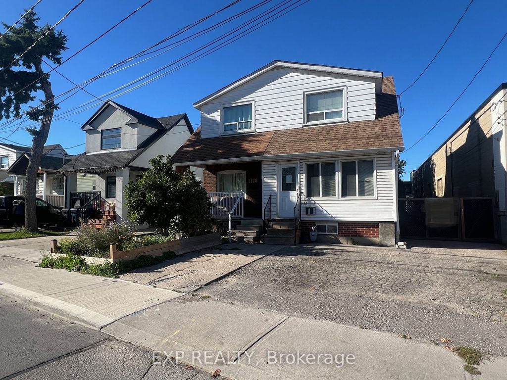 Photo of 1126 Roselawn Avenue, Toronto, ON M6B 1C4 (MLS # W12589050)