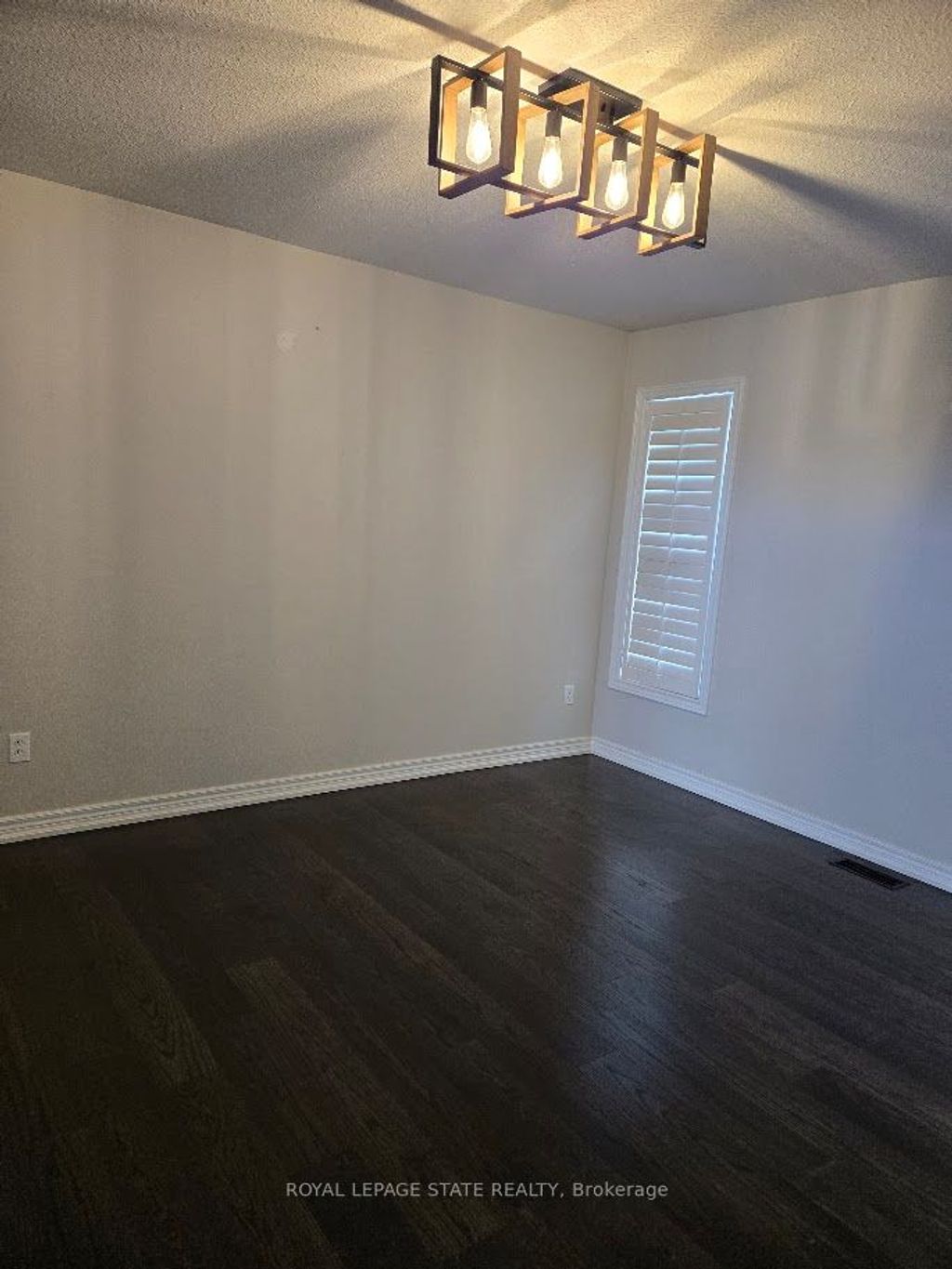 Photo of 71 Cobblestone Drive, Brant, ON N3L 4G3 (MLS # X12644568)