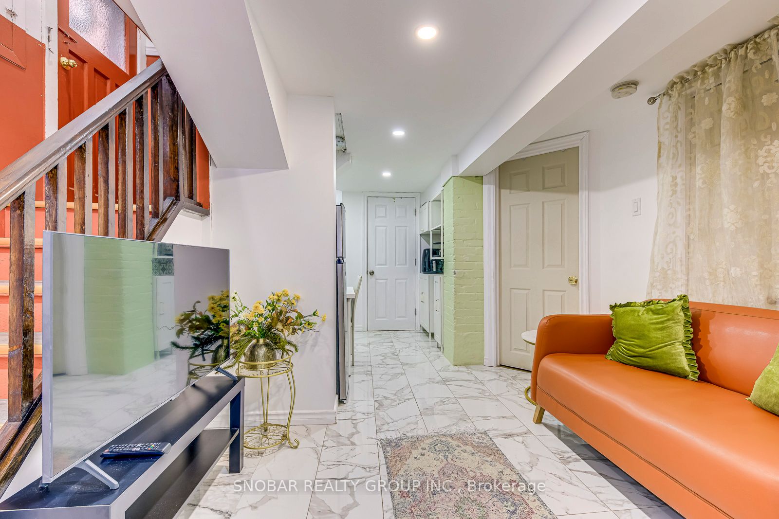 144 Evelyn Crescent Basement