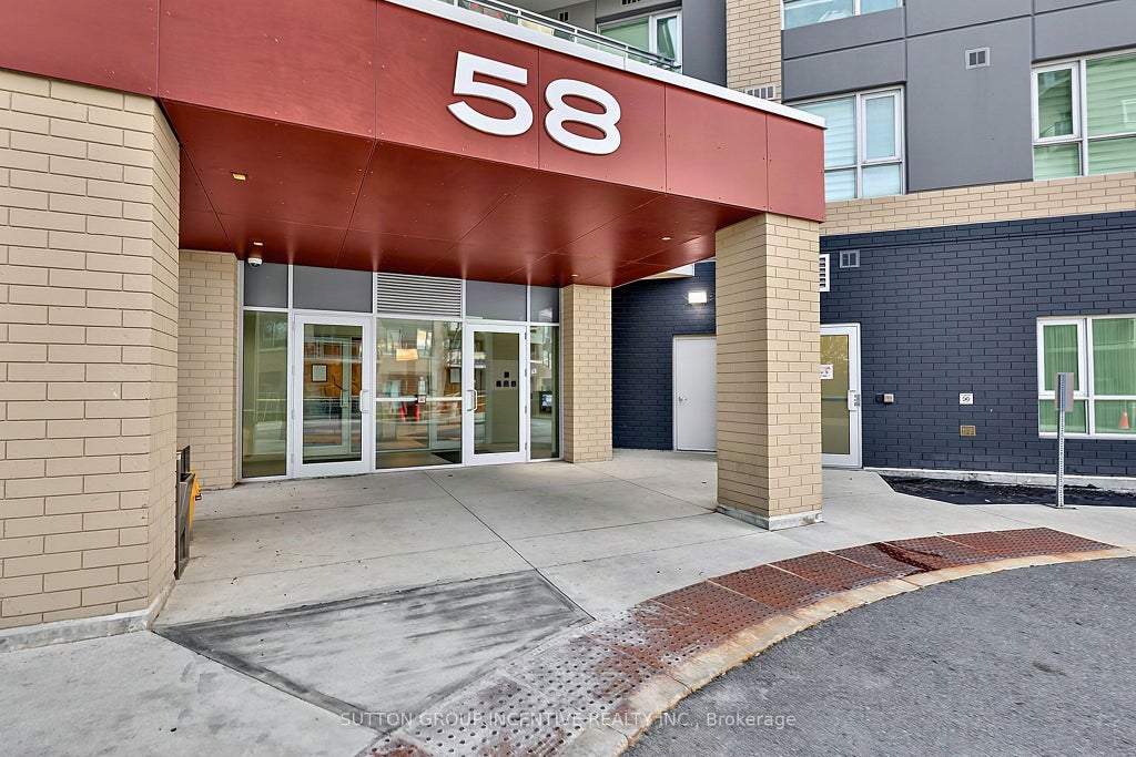 Photo of 58 Lakeside Terrace #1101, Barrie, ON L4M 0L5 (MLS # S14032532)