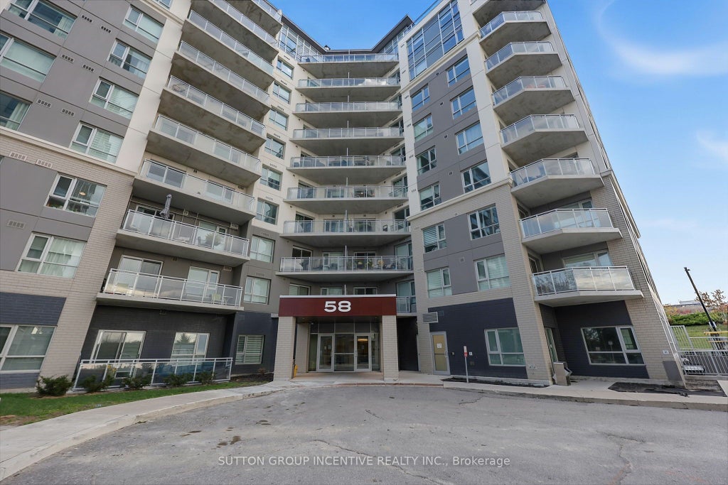 Photo of 58 Lakeside Terrace #1101, Barrie, ON L4M 0L5 (MLS # S14032532)