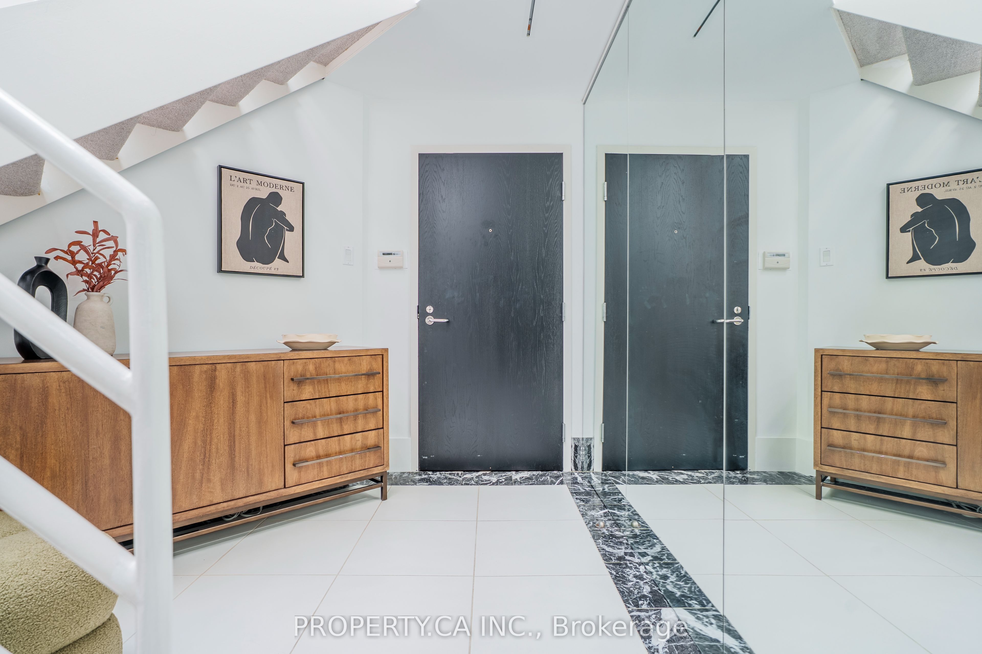 401 Queens Quay W 707