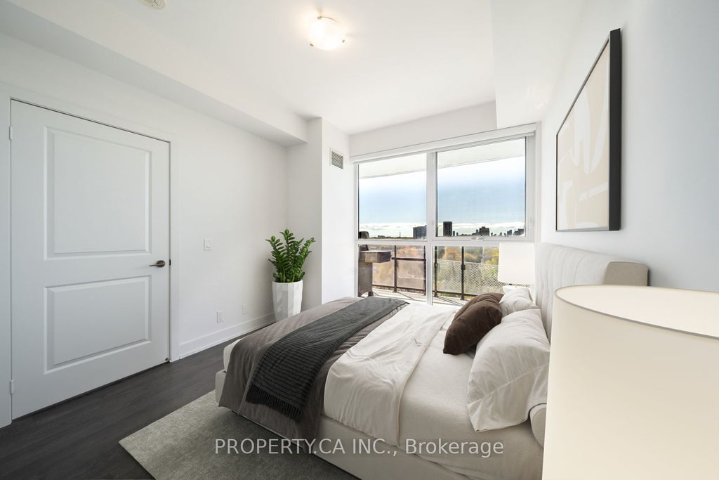 Photo of 11 Lillian Street #1103, Toronto, ON M4S 0C3 (MLS # C14116012)