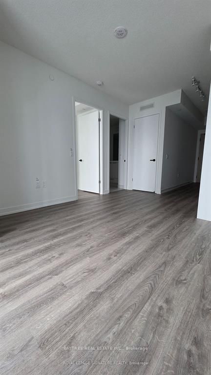 195 Commerce Street 3302
