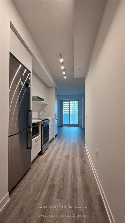 195 Commerce Street 3302