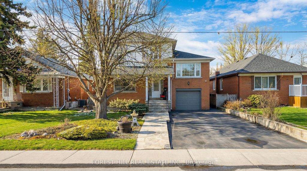 Photo of 34 Edge Park Avenue, Toronto, ON M1L 2E6 (MLS # E13078330)