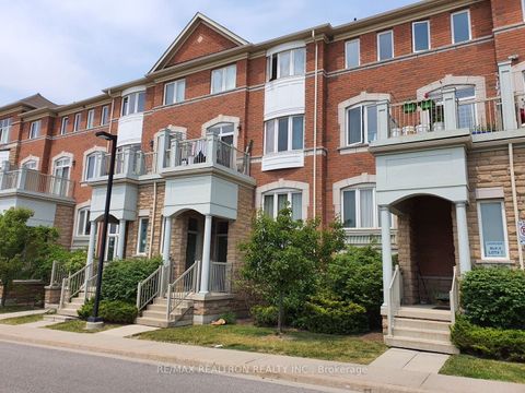 90 Comely Way Markham ON L3R 2L8