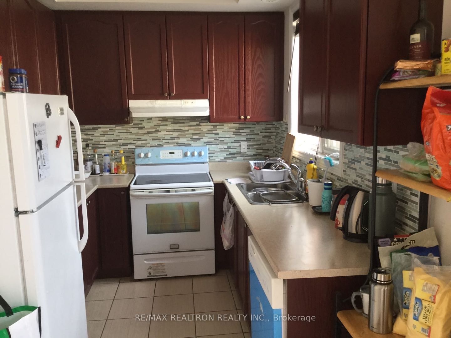 90 Comely Way