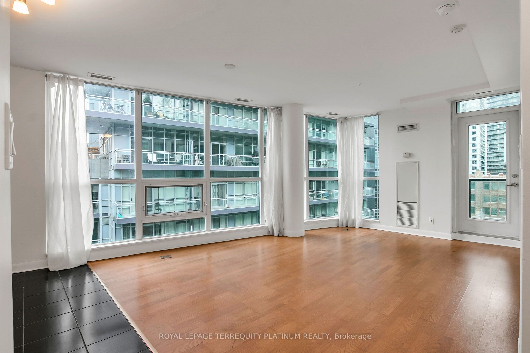 600 Fleet Street 727