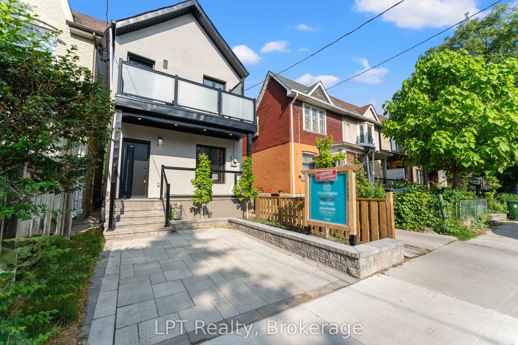 Photo of 204 Franklin Avenue, Toronto, ON M6P 3Z3 (MLS # W12829916)