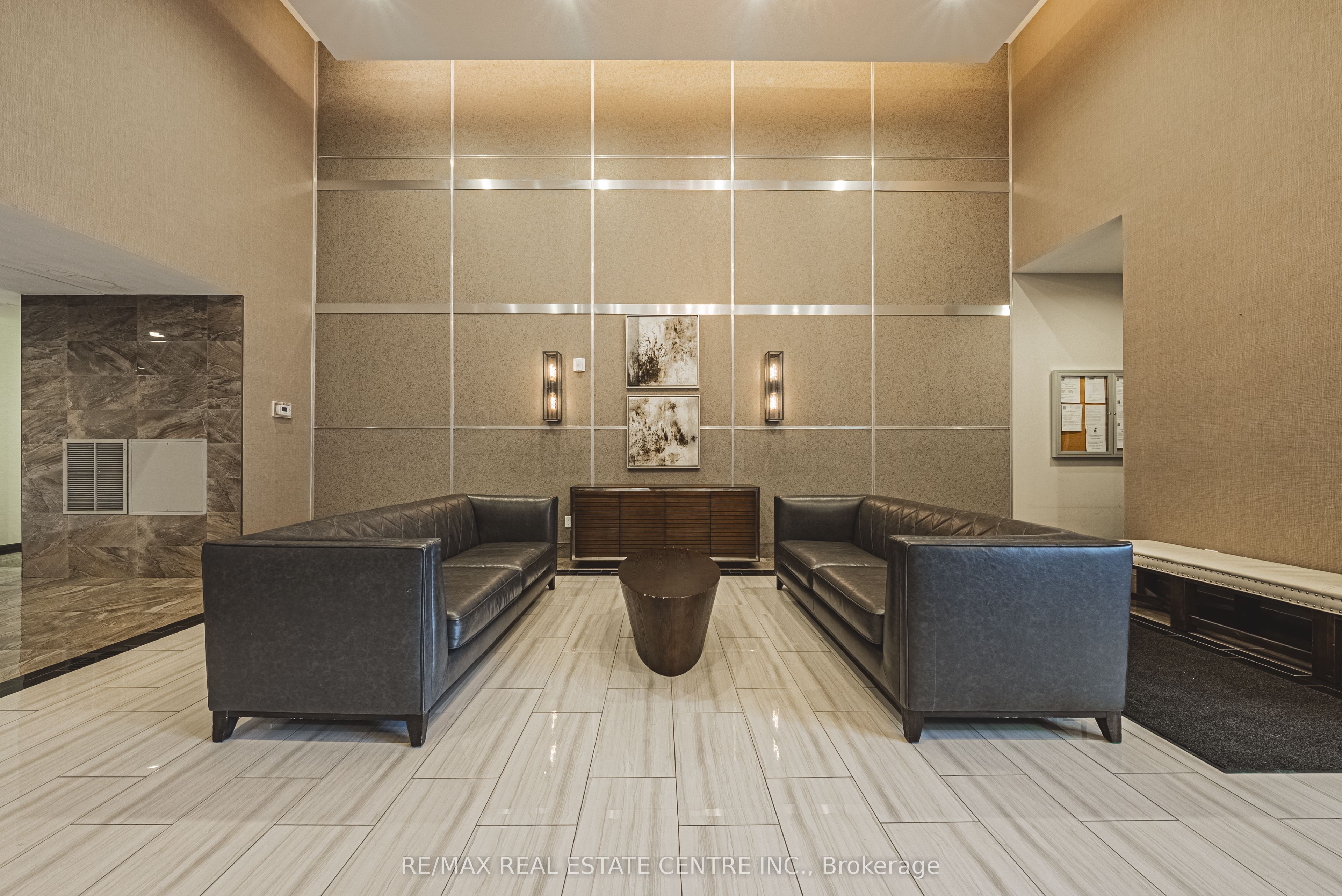 2486 Old Bronte Road 706