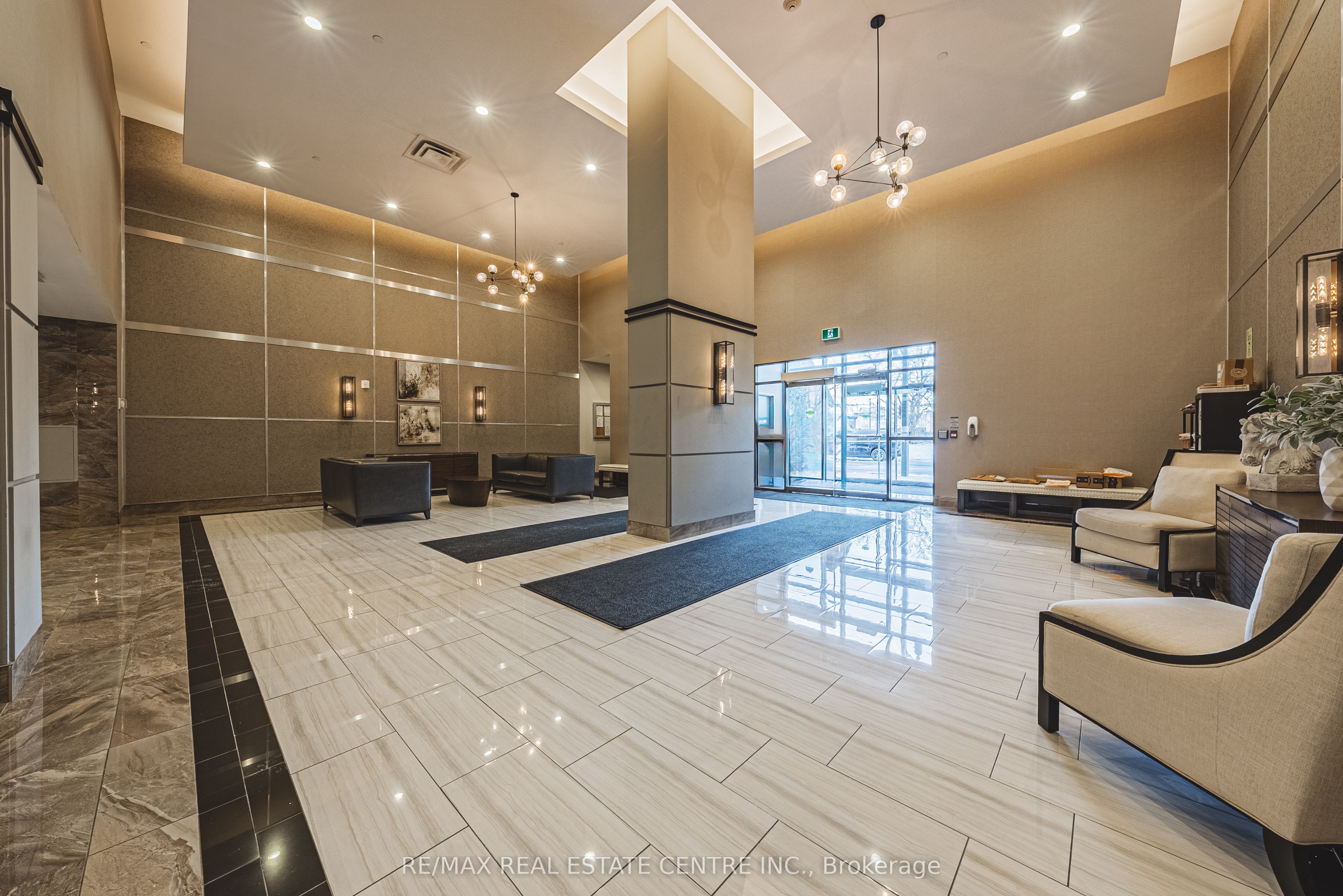 2486 Old Bronte Road 706