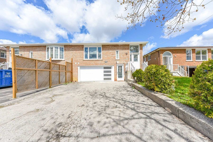 47 Jade Crescent Basement