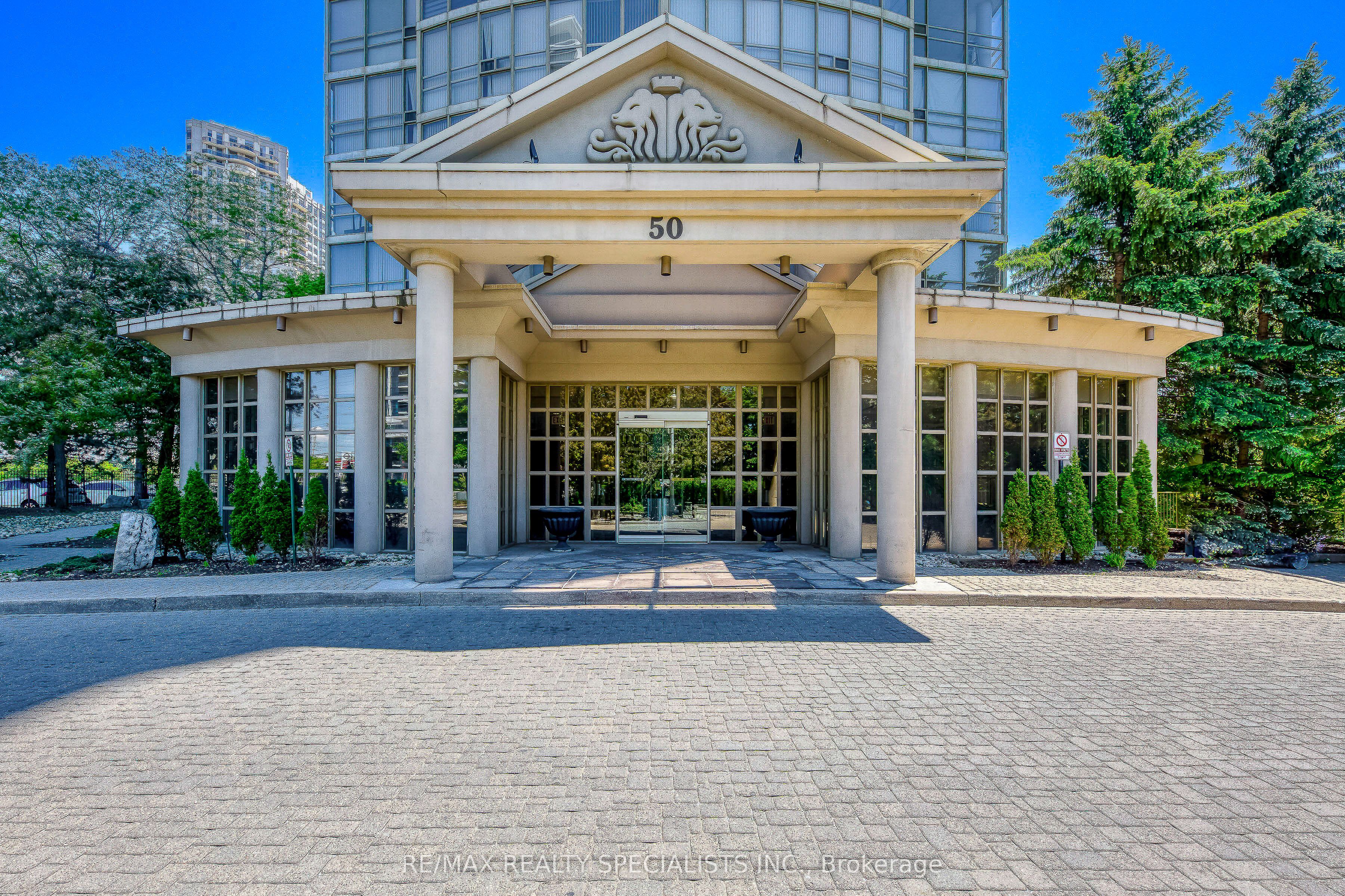 50 Eglinton Avenue W 604