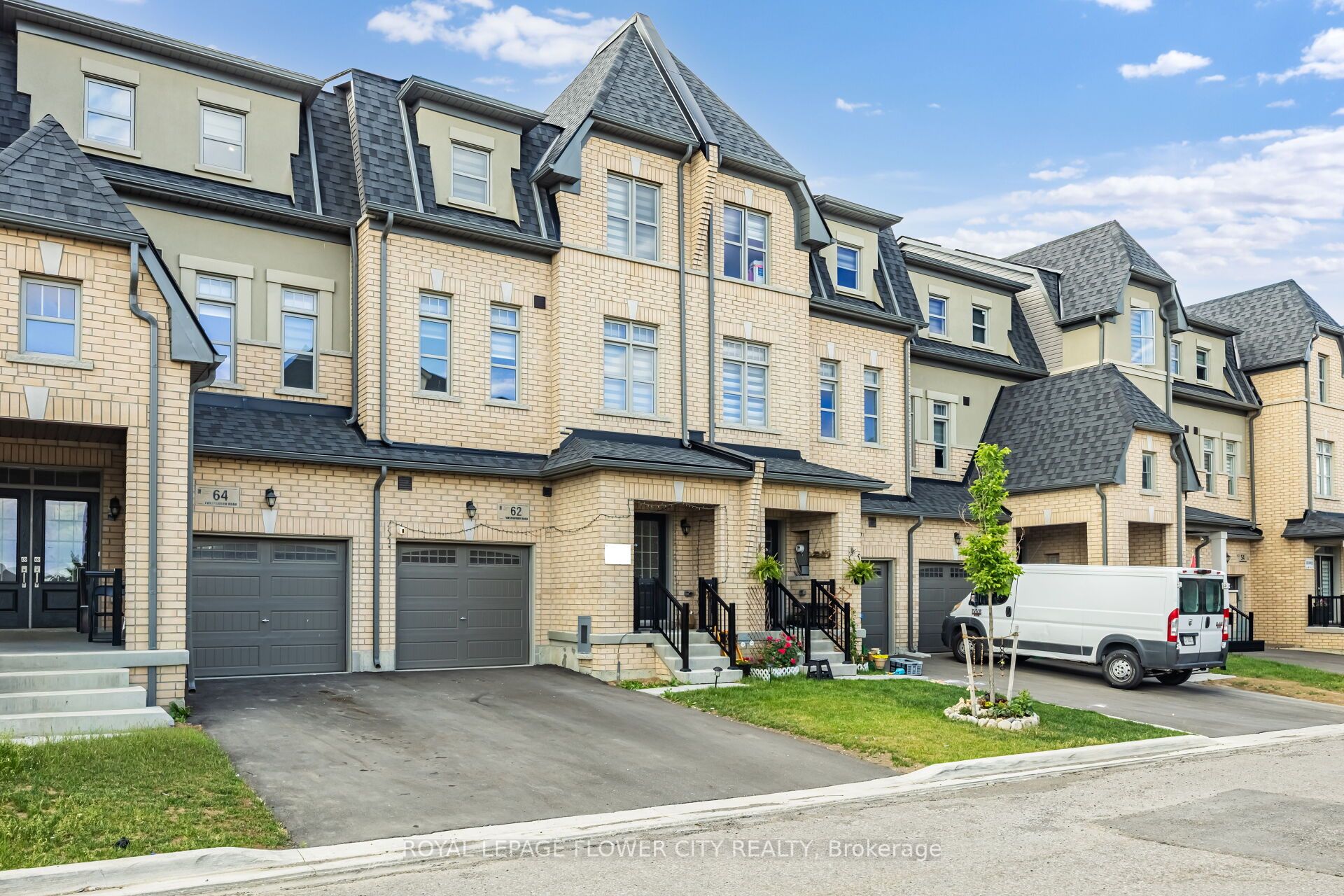 62 Foxsparrow Road